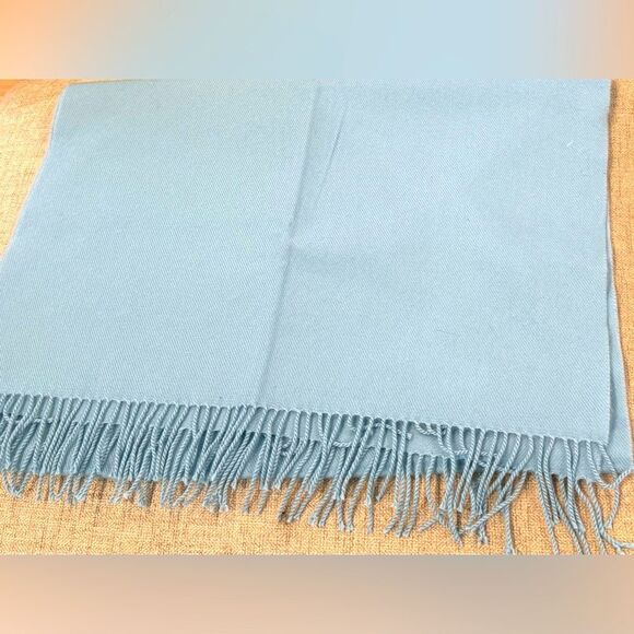 Large and rectangle sky blue wool touch long scarf - Picture 3 of 4